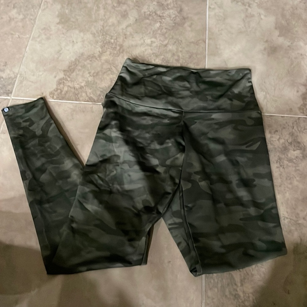 Onzie Leggings